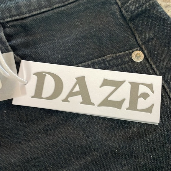 DAZE Troublemaker Black High Rise Denim shorts. Women size 26. NWT - Picture 7 of 8